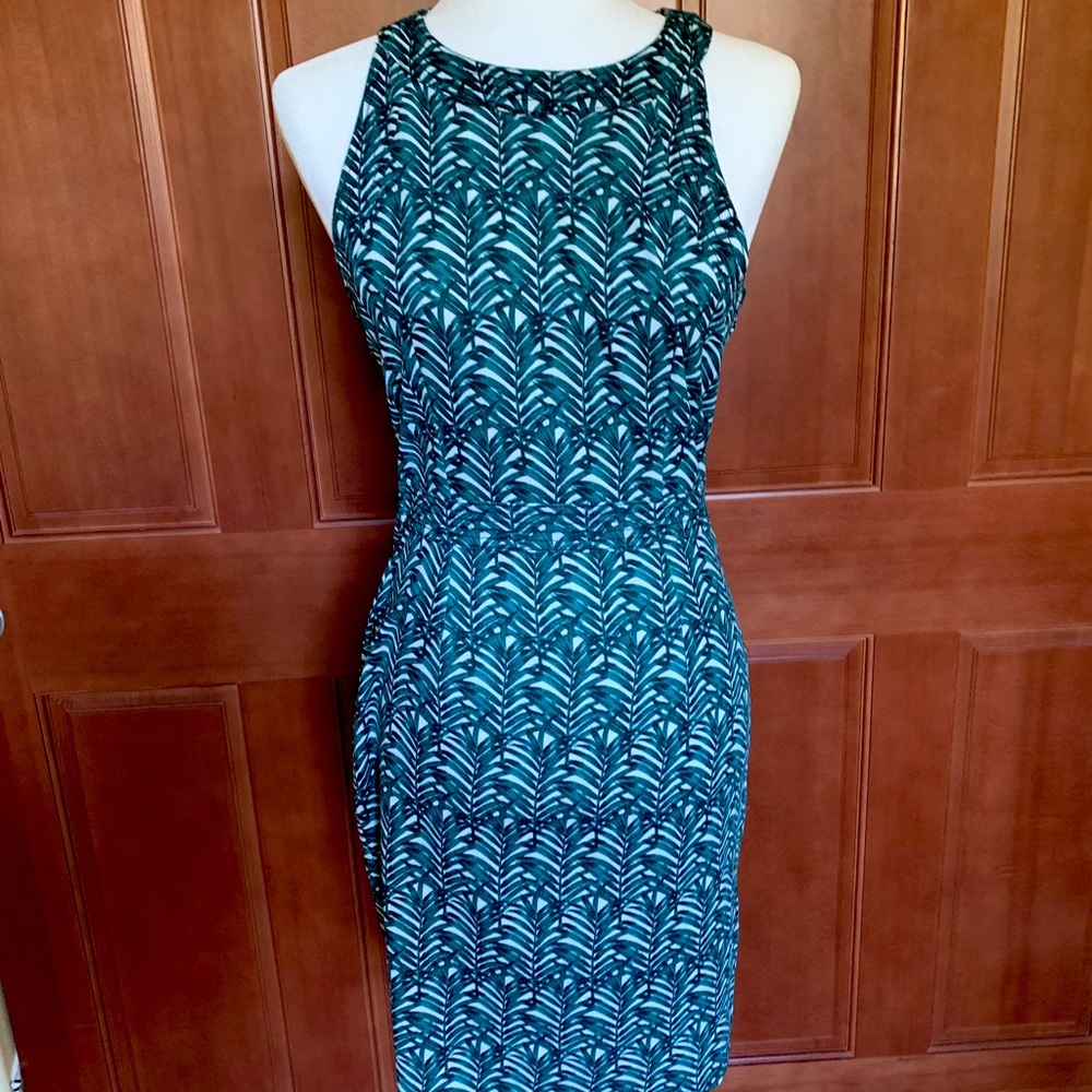 SOLD! H&M Fern Mini Dress - S
